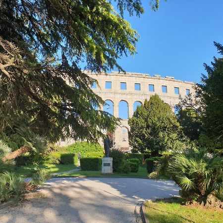 Apartment Vostan بولا المظهر الخارجي الصورة